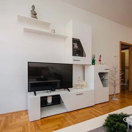 Harmonija 3 Apartment *