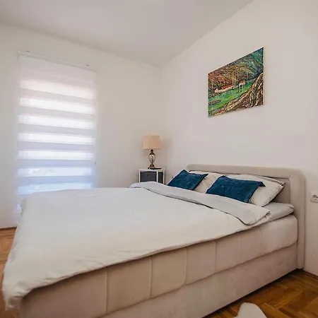 Harmonija 3 Apartment *